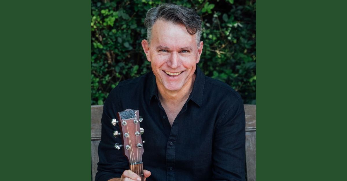 Golden-Guitars-to-Doo-Baa-Baas-–-Colin-Buchanan.jpg