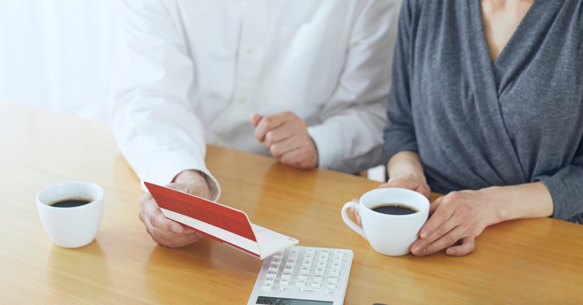 How Christians Can Balance Generosity, Tithing, and Financial Responsibility